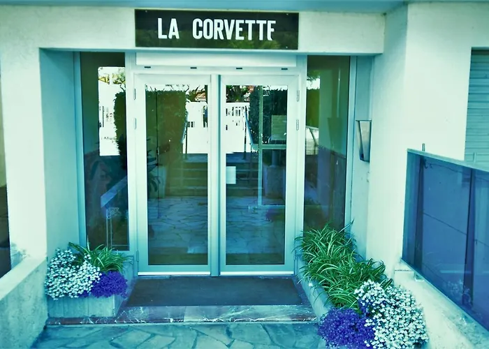 Face A La A 27 M² Avec Balcon Superbe آركاشو