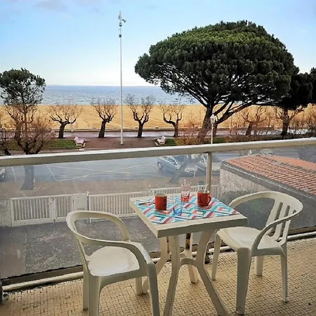 Face A La A 27 M² Avec Balcon Superbe Apartamento *